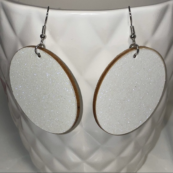 Starbucks Earrings - Picture 2 of 3